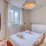 펜션 Tour Du Xviiie Siecle, 1 Chambre, Cinema & Jacuzzi
